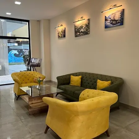 Liana Sea & Sky Suites Batumi Exterior photo