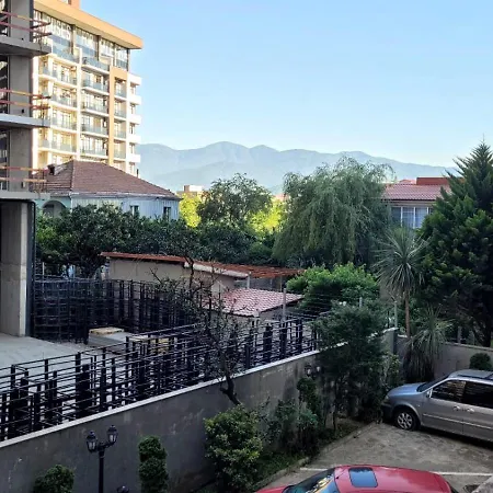 Liana Sea & Sky Suites Batumi Exterior photo