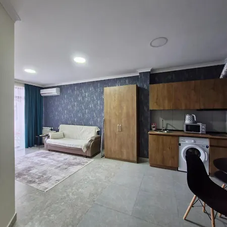 Liana Sea & Sky Suites Batumi Exterior photo