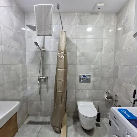 Liana Sea & Sky Suites Batoumi Extérieur photo