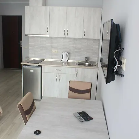 Liana Sea & Sky Suites Batumi Exterior photo
