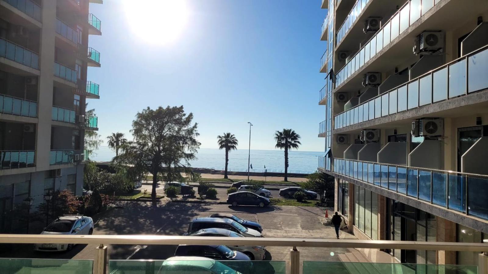 Liana Sea & Sky Apartment *